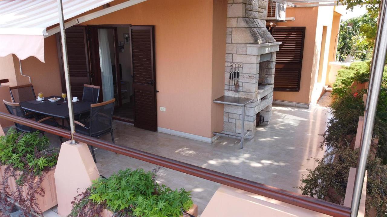 Apartment Ecio Vinkuran Exteriér fotografie